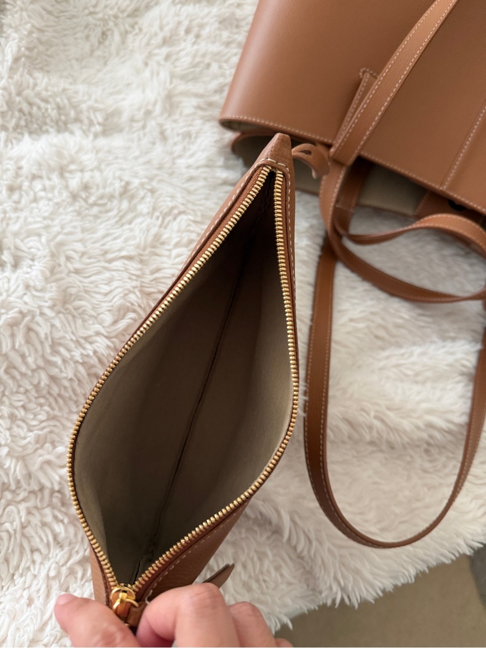 Polene Paris Full Size Cyme Tote in Textured Camel - w/ Original Box & Dust Bag - Picture 9 of 13